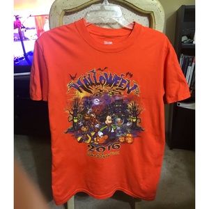 Disney Halloween 2016 - Small Unisex Adult T-Shirt
